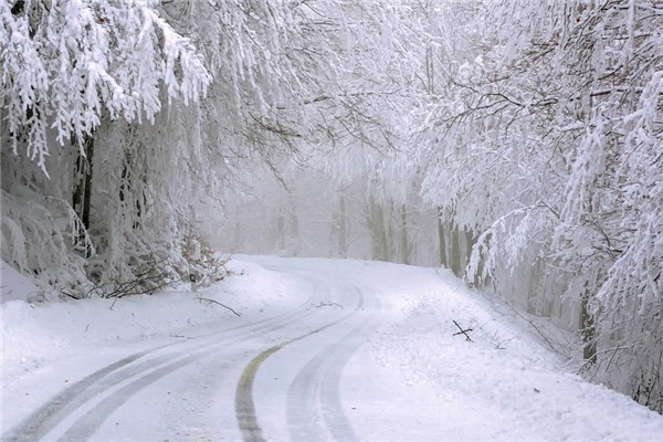 夢到春天下雪會是什麼預兆_周公解夢