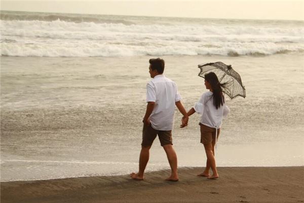 夢見已故丈夫活著說話_周公解夢