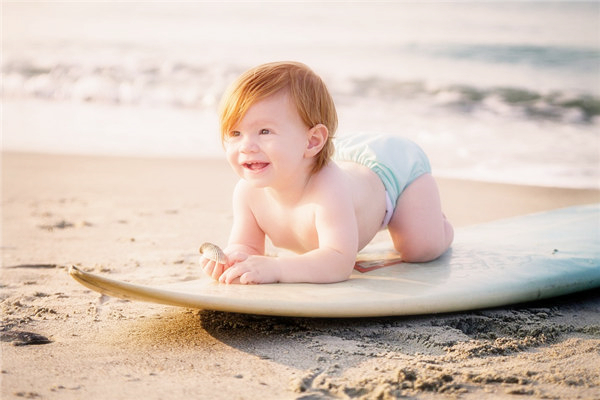 夢見小孩頭髮白了意味什麼_周公解夢
