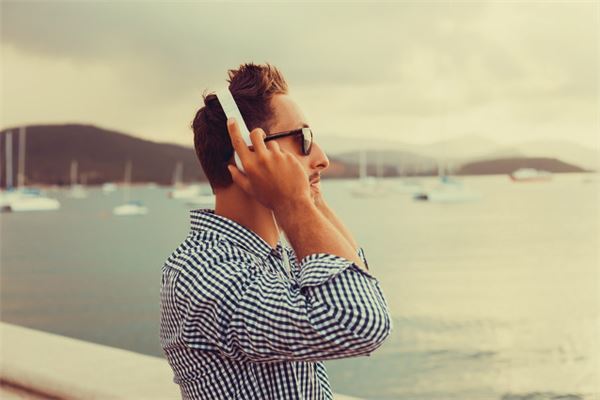 女人夢見聽歌_周公解夢