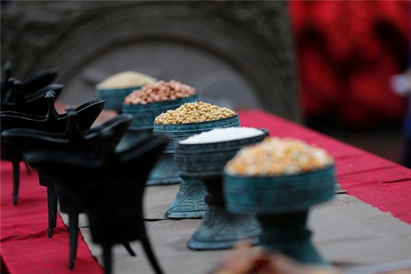夢到自己是祭品_周公解夢