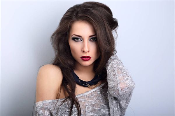 1998年出生的人性格如何_十二生肖