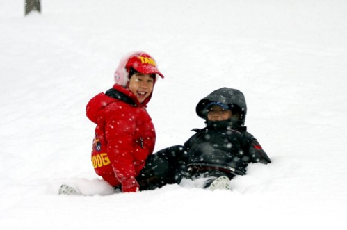 夢見雪地滑到