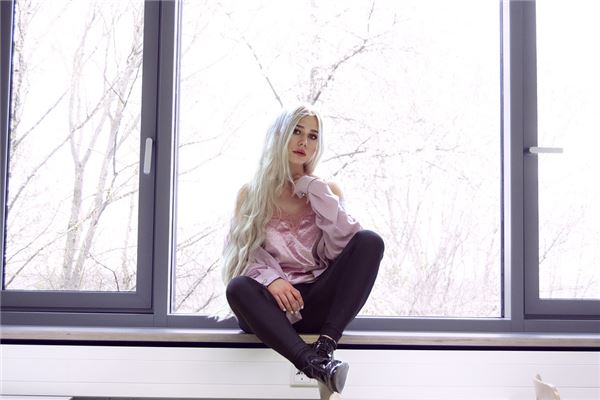 夢見自己一夜白頭_周公解夢