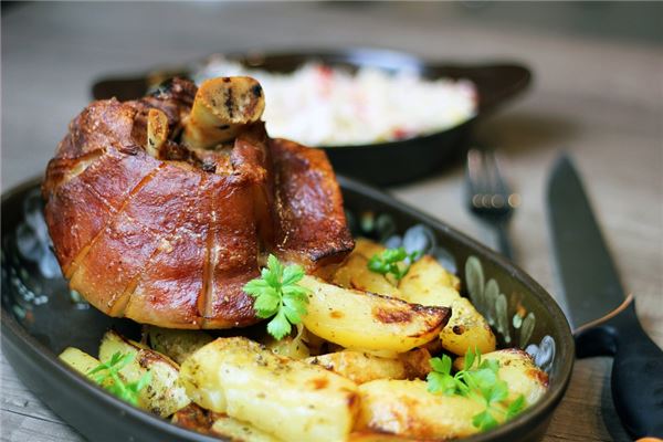 夢到了吃豬蹄子是什麼意思_周公解夢