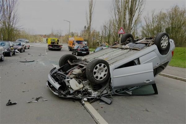 夢見看見翻車是什麼兆頭_周公解夢