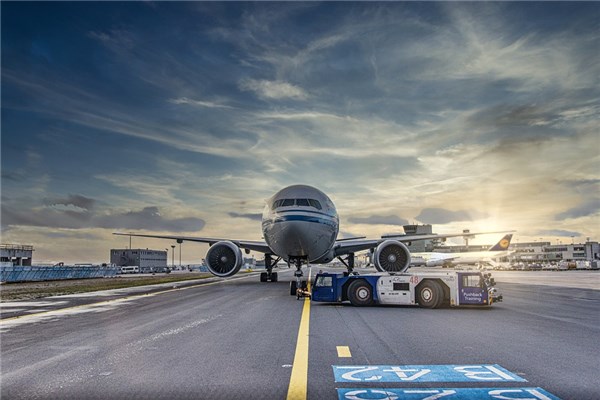夢見延誤飛機會是什麼預兆_周公解夢