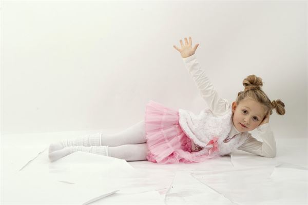 夢見陌生小孩_周公解夢