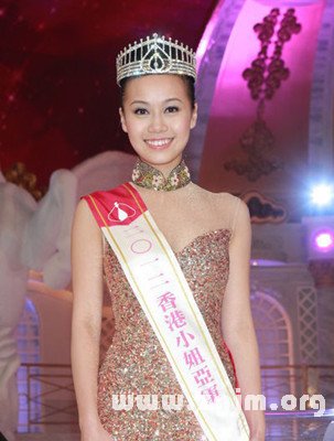 2012香港小姐亞軍黃心穎 黃心穎資料_十二星座