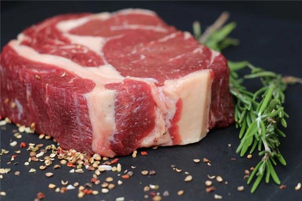 女人夢見白色的肥肉_周公解夢