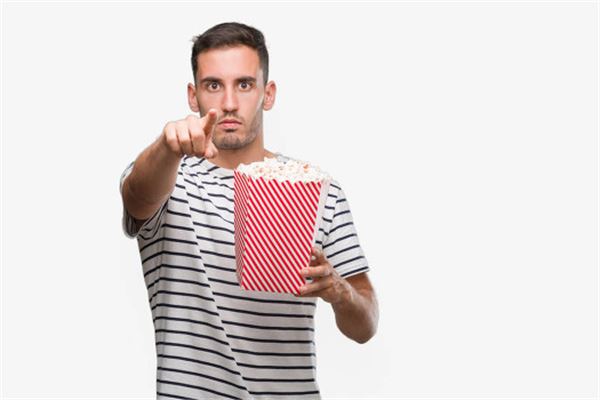 84年鼠男2020年運勢_十二生肖