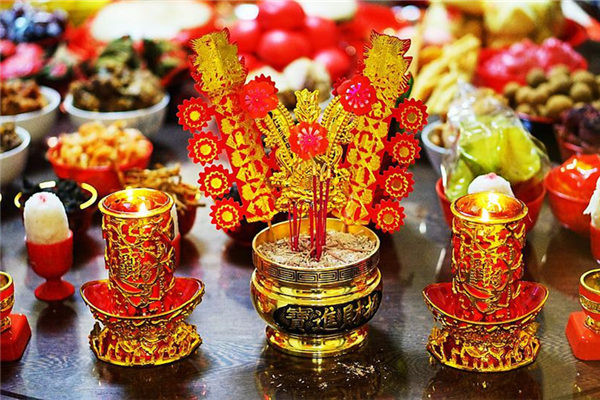 夢見買香燭預示什麼_周公解夢