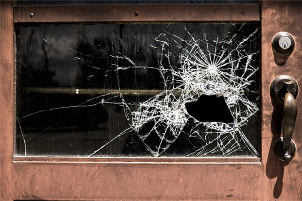 夢見弄壞別人東西是什麼意思？_周公解夢