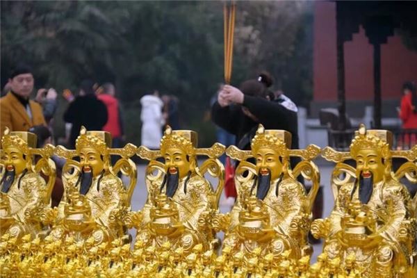 夢到一群神仙_周公解夢