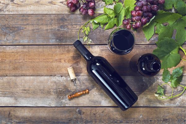 夢見瓶裝紅酒_周公解夢