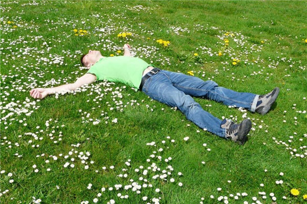 夢見爸爸死了是什麼意思_周公解夢