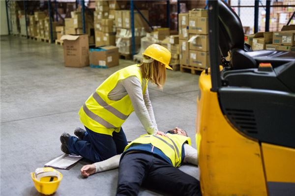 夢見老公出事_周公解夢