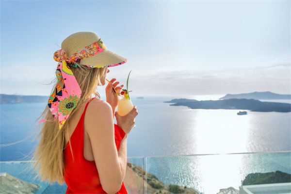 屬雞的三月生人性格如何_十二生肖