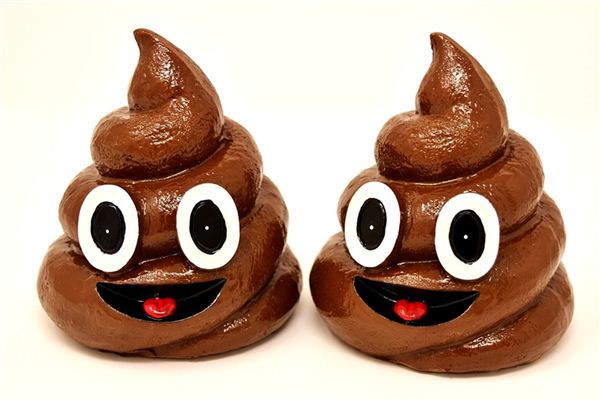 夢見口含大便_周公解夢