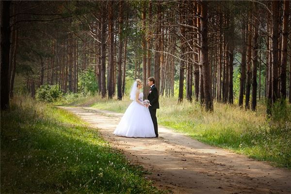 夢見堂弟結婚_周公解夢