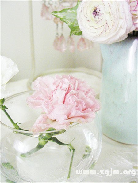 不會在職場中發生戀情的星座排名_十二星座