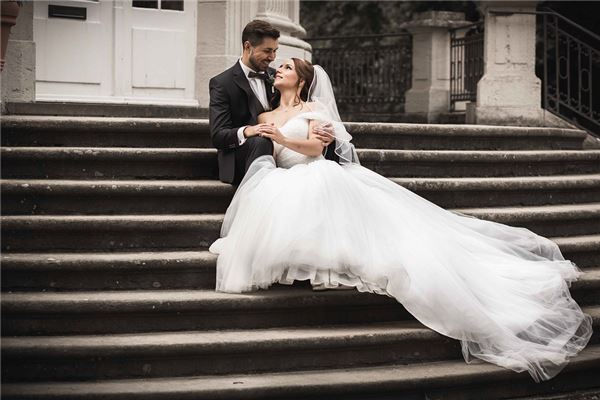 夢到了穿婚沙預兆了什麼嗎_周公解夢