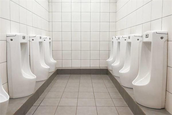 夢到廁所很髒_周公解夢