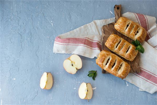 夢見吃糕是什麼預兆_周公解夢