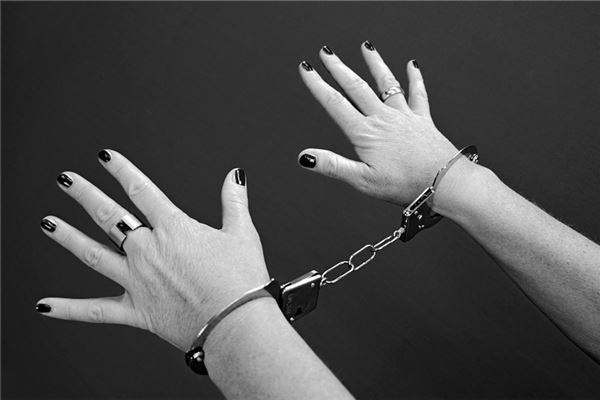 夢到了抓起來會是什麼預兆_周公解夢