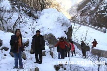 夢見走雪山