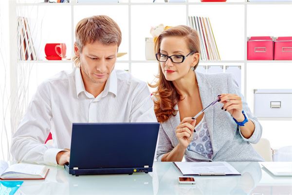 夢見和同事做受_周公解夢