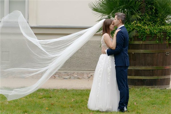 夢到了老公要結婚是啥預兆_周公解夢