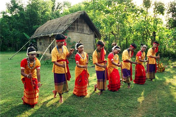 夢見老家同村的人_周公解夢