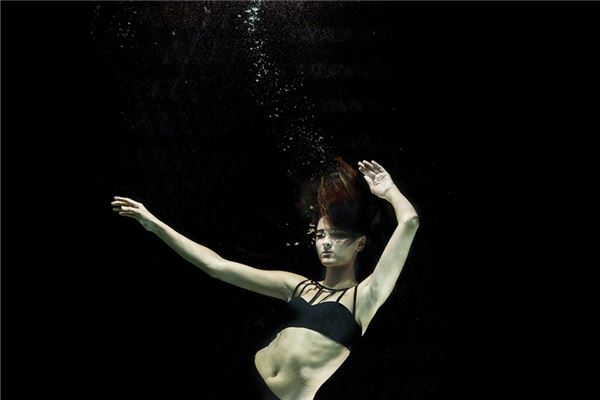 夢到了救落水是好事還是壞事_周公解夢