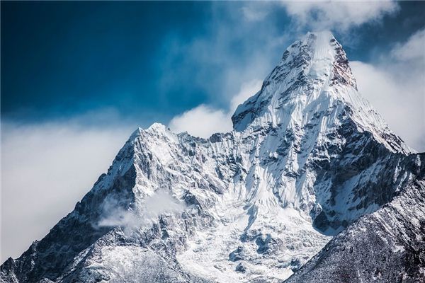 女人夢見山上有雪_周公解夢