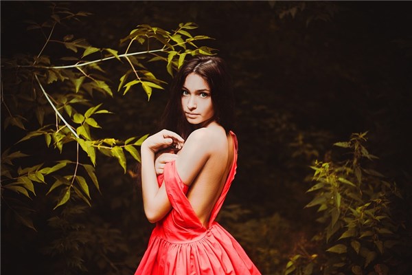 夢到了女人脫衣是啥預兆_周公解夢