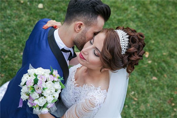 夢到了姑娘結婚有什麼意思嗎_周公解夢