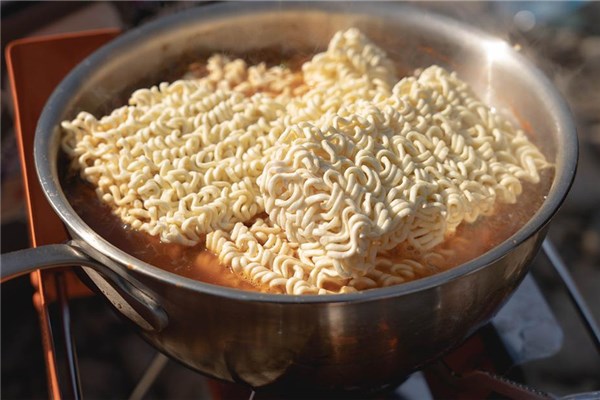夢到了煮速食麵是什麼預兆_周公解夢