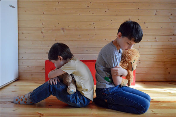 夢見兄弟吵架是什麼意思_周公解夢