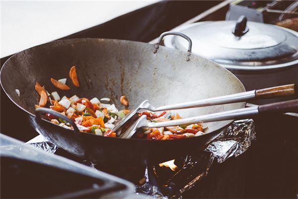 夢到辣椒炒肉有什麼徵兆_周公解夢