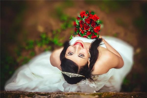 單身夢見結婚沒有新郎_周公解夢