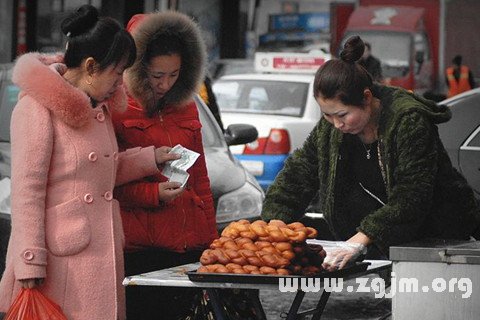 夢見買麻花