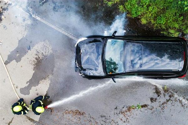 夢到老公出車禍了_周公解夢
