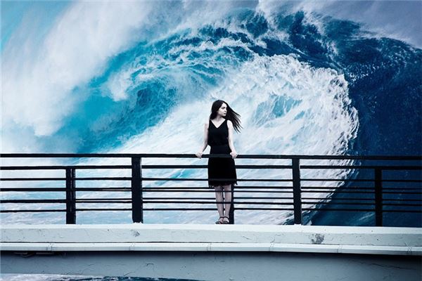 夢到了被海水沖走是凶兆還是吉兆_周公解夢