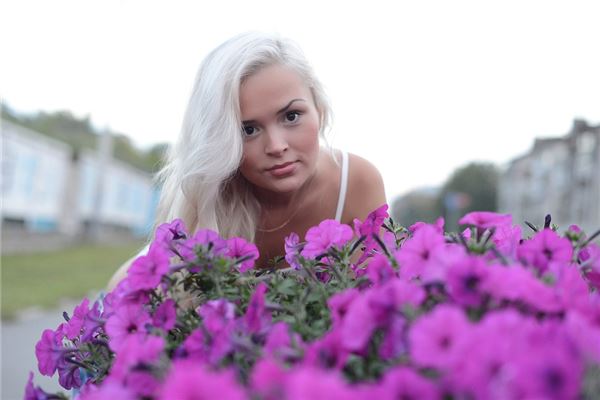 夢見眉毛被剃掉了_周公解夢