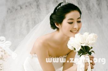 A型血女選擇哪種結婚方式好？_血型性格