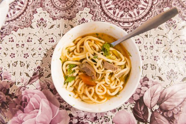 夢到吃麵_周公解夢