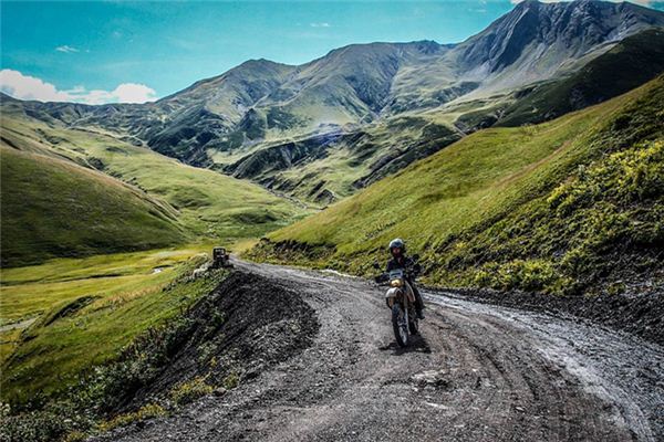 夢見路陡可怕_周公解夢