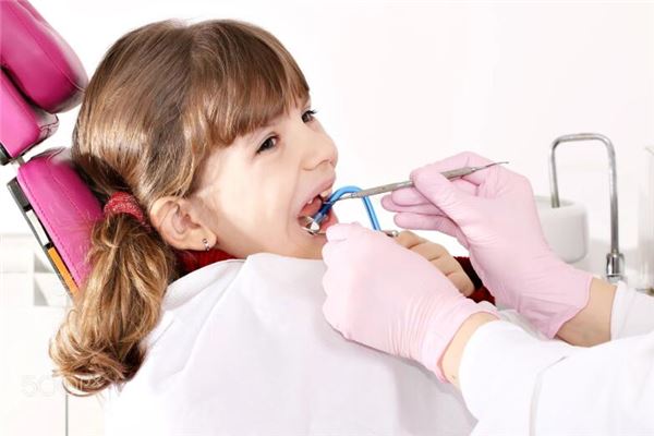 夢見自己下面的牙齒掉了一顆_周公解夢