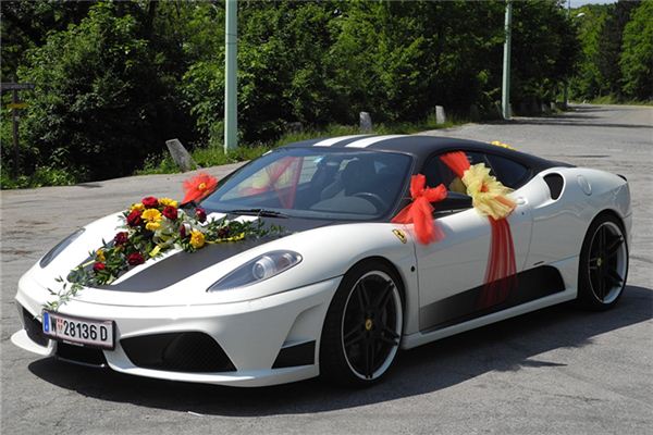 夢見婚車是什麼意思_周公解夢